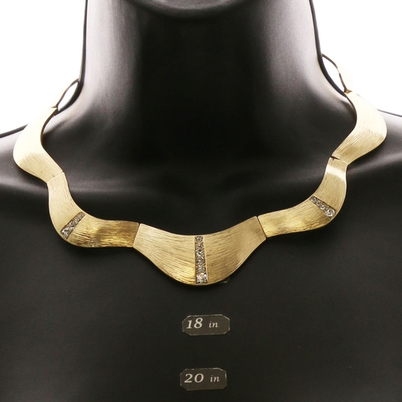 Luxury Crystal Necklace Gold NWOT - Picture 3 of 3